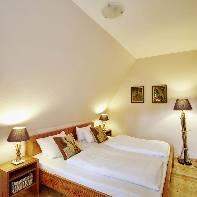 Hotel Hof Tuetsberg Биспинген Экстерьер фото