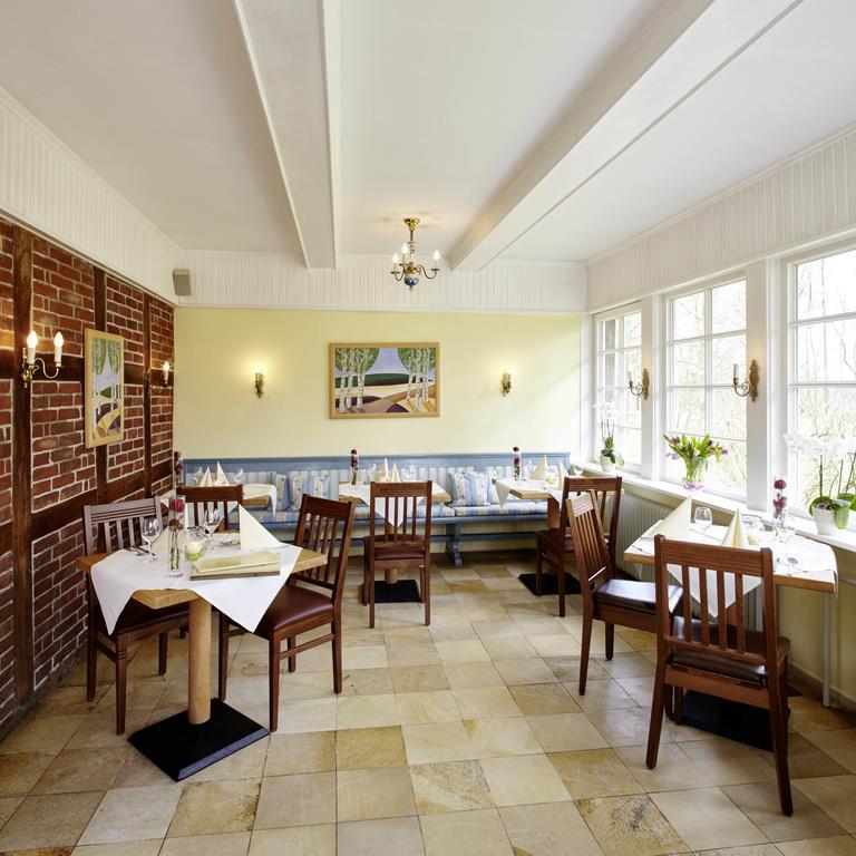 Hotel Hof Tuetsberg Биспинген Экстерьер фото